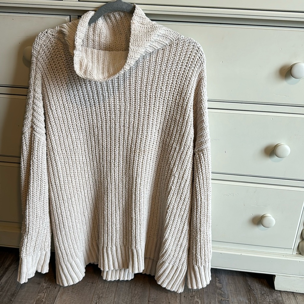 Aerie sweater